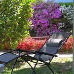 Casa Azzurra Free Parking Apartment